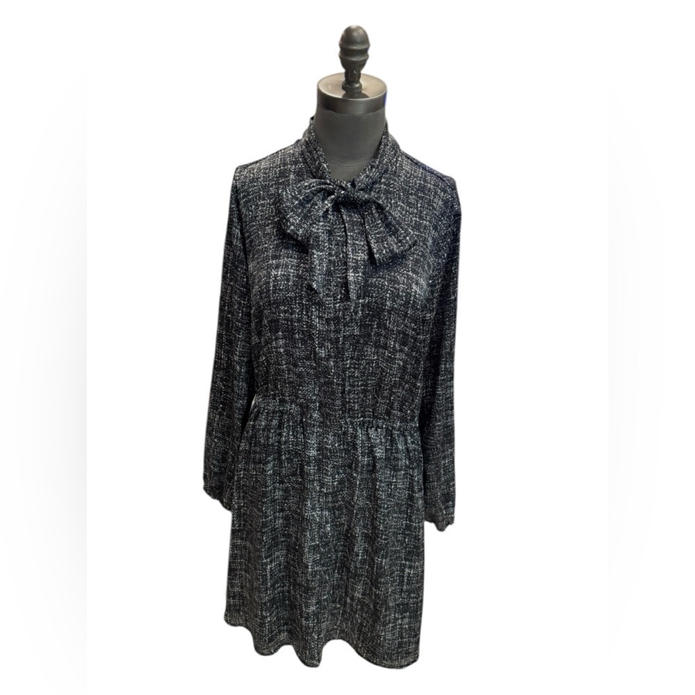 Michael Kors Women's Long Sleeve Tie Neck Dress Size 10